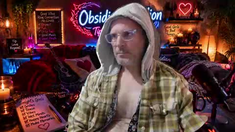 Snapshot of obsidian_stallion chatting on 07/27/26, 02:18 Obsidian stallion online show from 07/27/26, 02:18