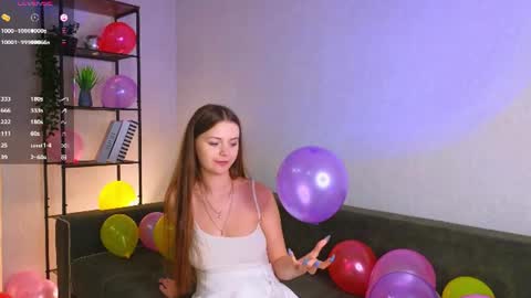 Bella online show from 07/16/26, 10:49