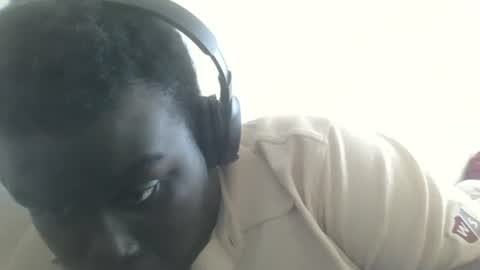 Snapshot of obsidianwest chatting on 07/22/26, 06:00 Obsidianwest online show from 07/22/26, 06:00