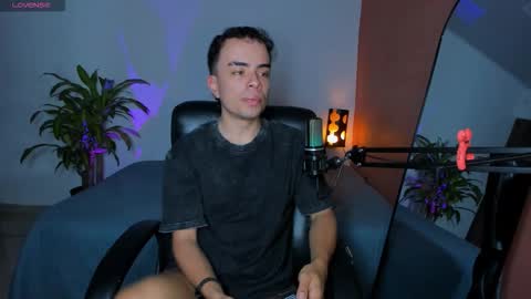 Obzidyan online show from 10/22/25, 10:53