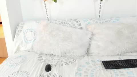 oceaan_lady online show from 12/01/25, 01:49