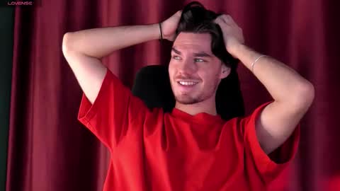 Snapshot of oceanheat chatting on 10/25/25, 10:23 OceanHeart online show from 10/25/25, 10:23