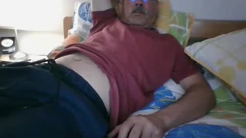 Snapshot of ocorrea chatting on 02/10/25, 01:24 ocorrea online show from 02/10/25, 01:24