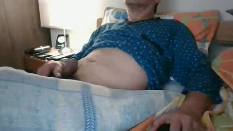 Snapshot of ocorrea chatting on 02/14/25, 03:43 ocorrea online show from 02/14/25, 03:43