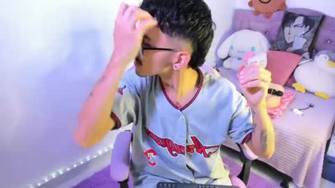 Snapshot of ocsanis69 chatting on 04/25/26, 03:42 Cris online show from 04/25/26, 03:42