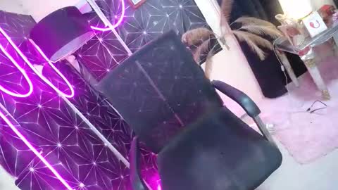 Kyla online show from 05/09/26, 02:28