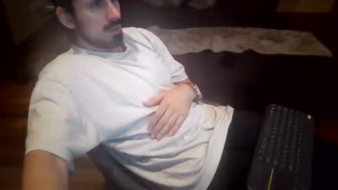 Snapshot of octobersky1993 chatting on 12/28/24, 07:11 Sky online show from 12/28/24, 07:11