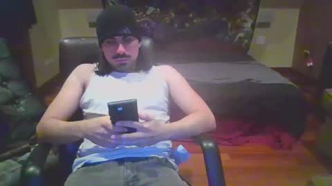 Snapshot of octobersky1993 chatting on 10/25/25, 09:28 Sky online show from 10/25/25, 09:28