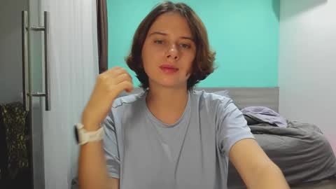 Evie online show from 12/17/24, 11:49