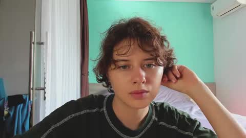 Evie online show from 01/23/25, 06:28