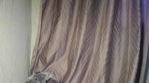 Evie online show from 09/14/25, 03:11