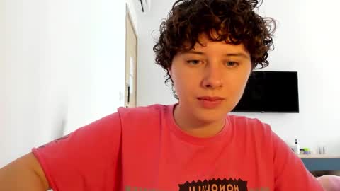 Evie online show from 02/20/26, 06:26