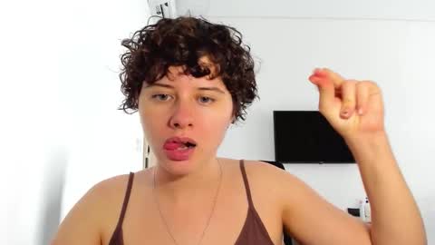 Evie online show from 02/23/26, 03:59