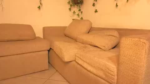 Daniela Dany online show from 04/11/26, 07:45