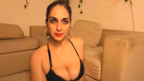 Daniela Dany online show from 04/13/26, 12:38