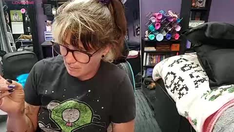 Oddy With A Body online show from 05/17/26, 06:55