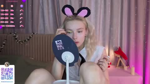 Snapshot of odeliagrace chatting on 06/26/26, 05:01 Agata online show from 06/26/26, 05:01