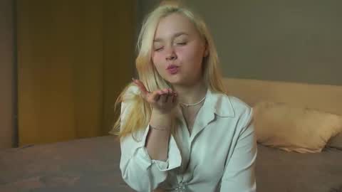 Snapshot of odelynbrower chatting on 11/24/25, 07:24 Alice online show from 11/24/25, 07:24