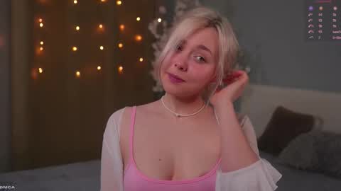 Snapshot of odelynbrower chatting on 12/14/25, 08:46 Alice online show from 12/14/25, 08:46