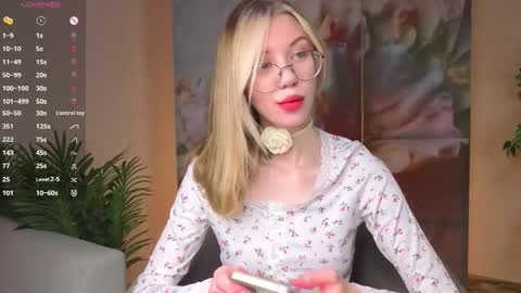 Snapshot of odelyncure chatting on 02/02/26, 11:09 Lynna online show from 02/02/26, 11:09