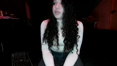 Snapshot of odeth_fuegoz chatting on 01/12/25, 06:06 odeth online show from 01/12/25, 06:06