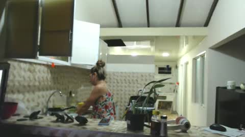 Val online show from 02/18/25, 01:43