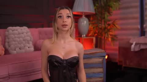 Odette online show from 11/08/25, 06:02