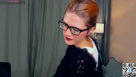 Eli online show from 11/18/25, 03:45