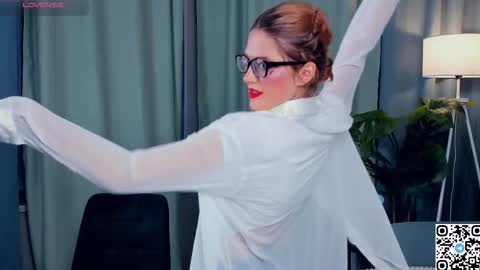 Eli online show from 11/30/25, 04:05