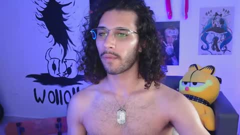 Snapshot of oezack__ chatting on 02/21/25, 11:11 Zack online show from 02/21/25, 11:11