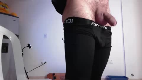 Snapshot of oezack__ chatting on 03/07/25, 10:02 Zack online show from 03/07/25, 10:02