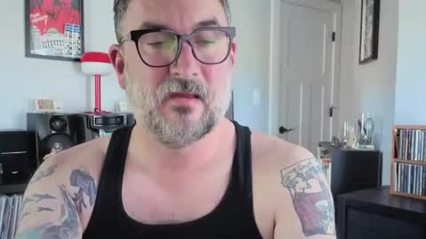 Office Dad online show from 09/21/25, 07:04