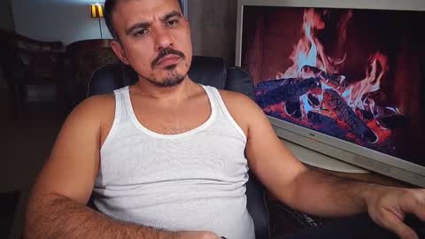 officeman7 online show from 12/25/24, 05:15