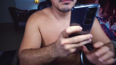 officeman7 online show from 12/31/24, 07:18