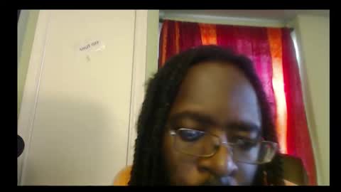 Snapshot of officialkingdraven chatting on 10/06/25, 05:10 officialkingdraven online show from 10/06/25, 05:10