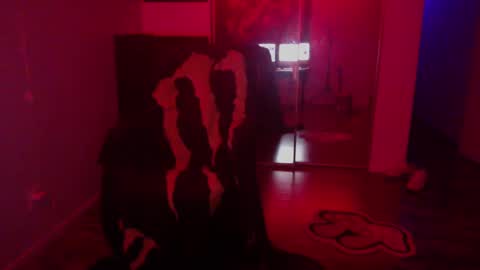 Snapshot of officialmoneyxxx chatting on 01/15/25, 11:21 Money online show from 01/15/25, 11:21