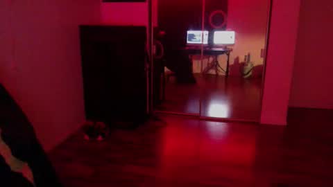 Money online show from 12/20/25, 12:01