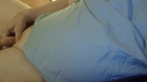 Snapshot of offsides10 chatting on 10/21/25, 11:05 WantsToTryACouple online show from 10/21/25, 11:05