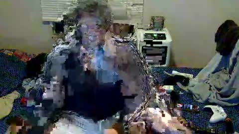 Snapshot of oflores77 chatting on 09/27/25, 11:15 oscar flores online show from 09/27/25, 11:15