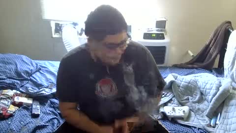 Snapshot of oflores77 chatting on 10/04/25, 02:04 oscar flores online show from 10/04/25, 02:04