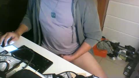 Snapshot of ofmtfs10 chatting on 01/09/26, 10:33 ofmtfs10 online show from 01/09/26, 10:33