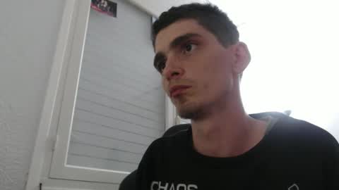 Snapshot of ofsolovicio chatting on 10/29/25, 09:05 ofsolovicio online show from 10/29/25, 09:05