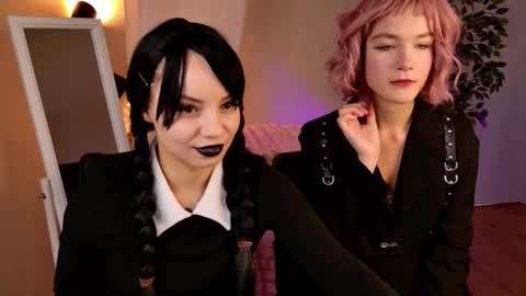 Snapshot of og_shorty chatting on 09/20/25, 03:02 Monica online show from 09/20/25, 03:02