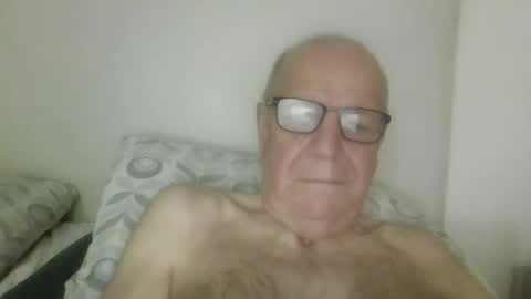 Snapshot of oggi95 chatting on 03/20/26, 07:24 oggi95 online show from 03/20/26, 07:24