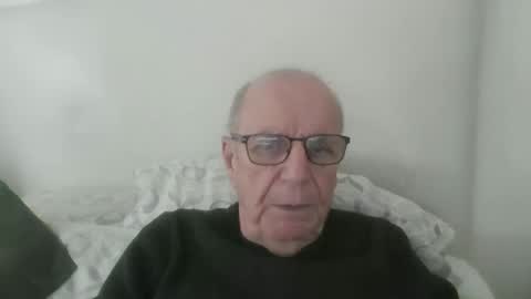 Snapshot of oggi95 chatting on 03/22/26, 12:30 oggi95 online show from 03/22/26, 12:30