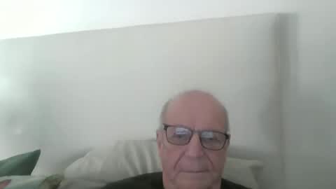 Snapshot of oggi95 chatting on 03/23/26, 03:16 oggi95 online show from 03/23/26, 03:16