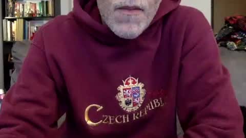 Snapshot of oggs48 chatting on 01/07/26, 10:45 oggs48 online show from 01/07/26, 10:45