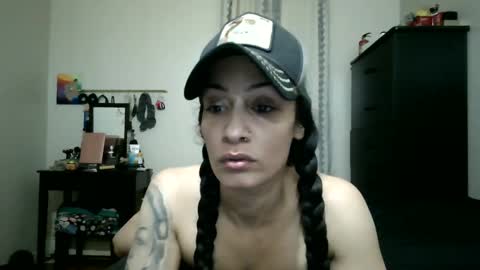 Lit en Cama online show from 10/06/25, 03:59