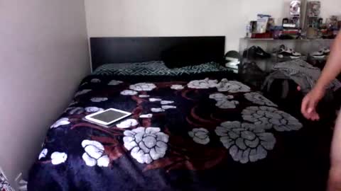 ognemomonies online show from 04/16/26, 04:52