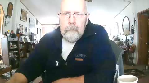 Maximus No Mo online show from 11/30/25, 06:23